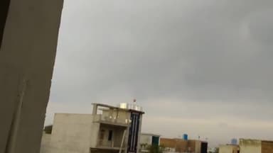 तिजारा: तिजारा में बदला मौसम का मिजाज। सवेरे से तेज हवा हल्की बूंदाबांदी ने गिराया तापमान।