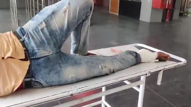 बैतूल नगर: शाहपुर में लकड़ी का लठ्ठा गिरने से घायल हुआ किसान उपचार के लिए जिला अस्पताल लाकर किया भर्ती।