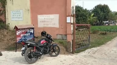 नबीनगर: भुइया टोली से 60 लीटर महुआ शराब बरामद, कारोबारी फरार