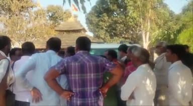 कोरांव: भोगन में प्रस्तावित पंप कैनाल व नहर का अधिशासी अभियंता ने अधिकारियों के साथ किया निरीक्षण, शीघ्र शुरू होगा निर्माण कार्य