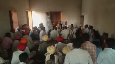 फलौदी: PCC सदस्य महेश व्यास के नेतृत्व में कांग्रेस की 'हाथ से हाथ जोड़ो यात्रा' बाप के रोला धोलिया बुर्ज भडला के गांव पहुंची