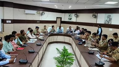 सौहार्दपूर्ण एवं आपसी भाईचारे के साथ मनाए होली का त्योहार: डीएम...#newsbulletin360 #holi