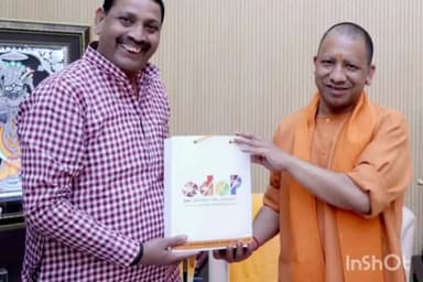 बरेली: आंवला सांसद धर्मेंद्र कश्यप ने CM योगी आदित्यनाथ से मुलाकात कर, बरेली-बदायूँ मार्ग पर उद्योग नगर बनाने की मांग रखी