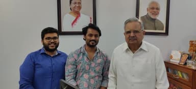 छत्तीसगढ के पूर्व मुख्यमंत्री भाजपा के राष्ट्रीय उपाध्यक्ष माननीय श्री डाक्टर रमनसिंह जी से मानवेंद्र प्रताप सिंह ने सौजन्य भेंट की ।