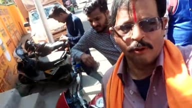 थानाक्षेत्र सेहरामऊदक्षिणी के सरौरी निवासी अमरदीप ने दवंगो पर मारपीट जातिसूचक गालियां देने का लगायाआरोप पुलिस निष्क्रिय