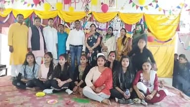 शाहगंज: फैजाबाद रोड के समीप आरके इंस्टीट्यूट ऑफ नर्सिंग एंड पैरामेडिकल साइंसेज का देर शाम होली मिलन समारोह हुआ संपन्न