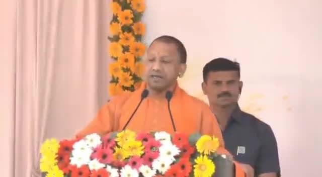 1000 नई बसें खरीदने के लिए सरकार ने 400 करोड़ रुपए परिवहन निगम को दिए #CM_योगी