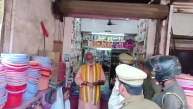 डलमऊ: मलियापुर गांव की ममता साहू न्याय पाने के लिए किसान नेता रमेश बहादुर सिंह को सुनाई आपबीती