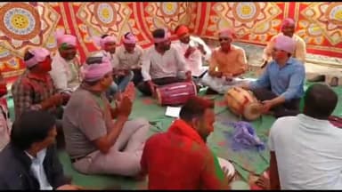 हज़ारीबाग: हजारीबाग द फाइनेंस सिटी के सदस्यों ने झील परिसर में मनाया 'होली मिलन समारोह'