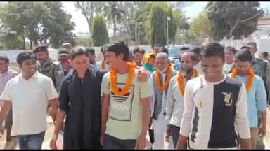 हज़ारीबाग: एनटीपीसी एवं एल एंड टी द्वारा दर्ज मुकदमे में जेल भेजे गए 6 लोगों को मिली बेल, निकले जेल से बाहर