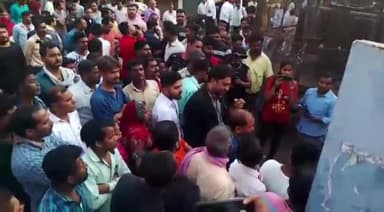 नरवल: रूमा में केस्को संविदा कर्मचारी की बिजली के ब्लास्ट से हुई मौत, मृतक के परिजनों ने पत्नी को नौकरी व 40 लाख की करी मांग