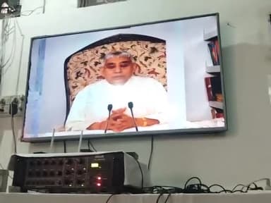 #SantGaribdasji_BodhDiwas
कबीर सागर, अध्याय ‘‘कबीर वाणी (बोधसागर)‘‘ के पृष्ठ 134 (998) में ‘‘वंश प्रकार’’ बताते हुए कबीर