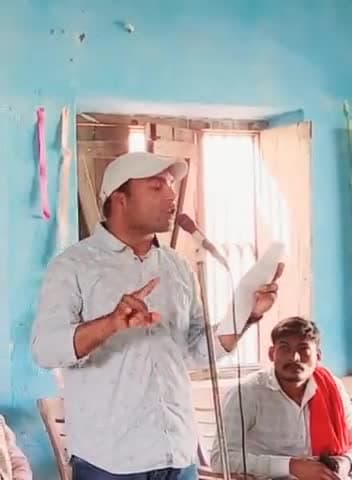 जिस देश में माओ बहनो को अग्यार उठा कर ले जाए
जिस देश मे कातिल गुंडो को अशराफ छुड़ा कर ले जाए
 
 देश की वर्तमान हालात पर