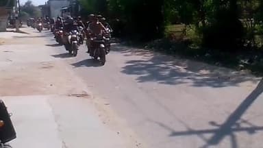 शाहजहांपुर: कांट पुलिस ने होली एवं शब-ए-बारात पर शांति व्यवस्था बनाए रखने के लिए थाना प्रभारी के नेतृत्व में किया रूट मार्च