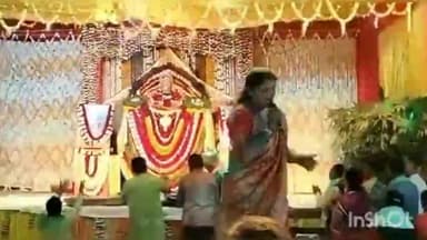 बासोदा: शहर के खाटू श्याम बाबा रामदेव मंदिर पर हुई इत्र और फूलों की होली, बाबा के भजनों पर देर रात थिरकते रहे लोग