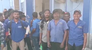 धनबाद/केंदुआडीह: SNMMCH के सफाईकर्मियों ने प्रबंधन से वार्ता के बाद हड़ताल की खत्म, सफाई व्यवस्था में जुटे कर्मी