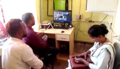 टनकुप्पा: DM ने वीडियो कॉन्फ्रेंस के जरिए प्रखंड कार्यालय के विस्वान कक्ष में RDO को  पेयजल व्यवस्था दुरुस्त करने के दिए निर्देश