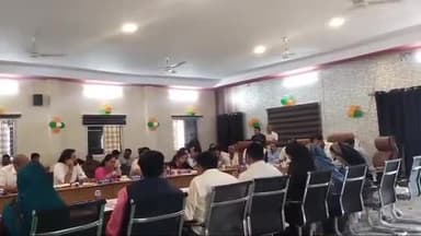 अशोक नगर: शहर के विभिन्न भागों में विकास कार्यों को लेकर नगर पालिका में पार्षदों की बैठक हुई आयोजित