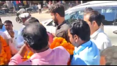 मेहदावल: भिटवा चौराहे पर आयोजित होली मिलन समारोह में विधायक गणेश चौहान का सफाई कर्मियों ने किया जोरदार स्वागत