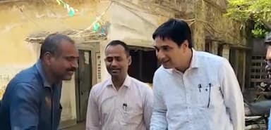 धनबाद/केंदुआडीह: शहर के अंचल कार्यालय में सोमवार को होली मिलन का समारोह का किया गया आयोजन