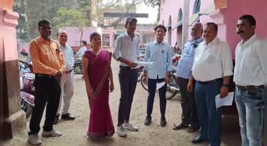 खुरई: प्रखंड के 10 परीक्षा केंद्रों पर आयोजित 12वीं की परीक्षा में कुल 2056 परीक्षार्थियों रहे मौजूद, 18 छात्र मिले अनुपस्थित