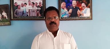 कुरवाई:–. बरवाई एवं भाल बामोरा में गैस सिलेंडर की बढ़ती कीमतों को लेकर केंद्र सरकार का पुतला दहन कर कीमतें वापस लेने की मांग सुभाष बोहत एडवोकेट के नेतृत्व में की गई ।