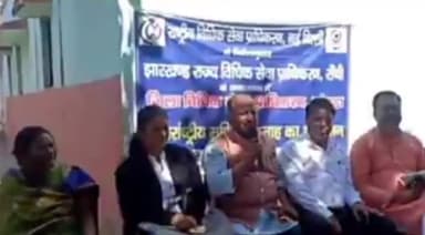 गोड्डा: माही प्लेस के निकट कानूनी जागरूकता सह हेल्थ चेकअप शिविर का किया गया उद्घाटन