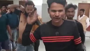 लखीमपुर: खीरी थाना क्षेत्र अंतर्गत पट्टी मोहल्ले में रुपए के लेनदेन को लेकर दो पक्षों के बीच हुई जमकर मारपीट, 4 लोग हुए घायल