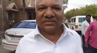 बाड़मेर: भाजपा अनुसूचित जाति मोर्चा के प्रदेश उपाध्यक्ष लक्ष्मण वडेरा ने कलेक्टर से की भूमाफियाओं से आरक्षित जमीन बचाने की मांग