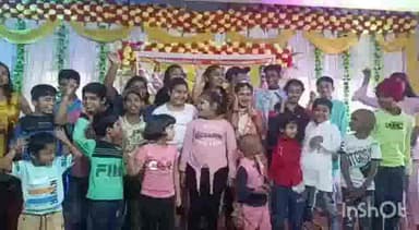 मुंगेर: त्रिमूर्ति कॉम्प्लेक्स में आयोजित होली मिलन समारोह में जमकर थिरके बच्चे, पत्रकारों का भी हुआ सम्मान