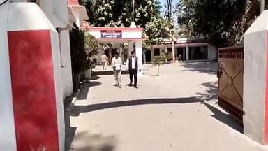 लखीमपुर: सदरियापुर बूढ़ा निवासी पीड़ित लोग पहुंचे एसपी कार्यालय, थाना प्रभारी पर 6 दिन तक थाने में बैठाने का लगाया आरोप