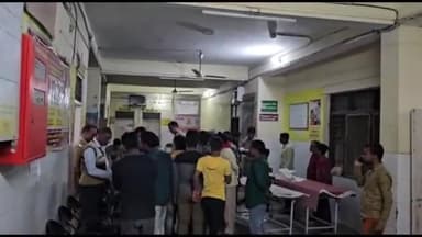 इकौना: मोहनीपुर पेट्रोल पंप के पास बाइक सवार दो किशोरों को अज्ञात वाहन ने मारी टक्कर, दोनों की हुई मौत