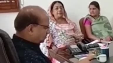 रतलाम नगर: नगर निगम आयुक्त हिमांशु भट्ट ने शहर में सफाई व्यवस्था का किया निरीक्षण, 3 कर्मचारियों को थमाया नोटिस