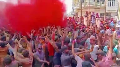 टोंक: जिले भर में हर्षोल्लास के साथ मनाया गया होली का पर्व, एक दूसरे को रंग गुलाल लगाकर खेली गई होली