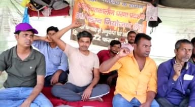 धनबाद/केंदुआडीह: झमाड़ा कार्यालय के समक्ष झमाड़ा के मृत कर्मचारी के आश्रितों का धरना रहा जारी, कहा- 8 मार्च को होली व नहीं मिला हमें न्याय