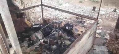 तेंदूखेड़ा: कलेहरा बस स्टैंड पर दो दुकानें जलकर हुई खाक,लाखों रुपए का हुआ नुकसान