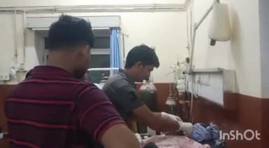 दौसा: रेटा nh-21 पर बाइक के अज्ञात वाहन ने मारी टक्कर बाइक सवार हुआ घायल जिला चिकित्सालय से जयपुर किया रेफर