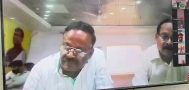 गोंडा: NIC में वीडियो कांफ्रेंसिंग के माध्यम से उप्र राज्य स्थानीय निकाय समर्पित पिछड़ा वर्ग आयोग के सदस्यों ने की समीक्षा बैठक