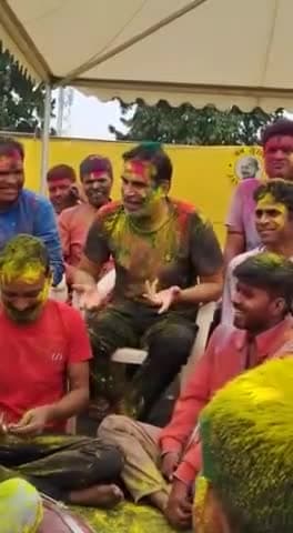 प्रशांत किशोर ने खेली होली
#prashantkishor #gopqlganj #kuchaikote #holi #holi2023 #news #kuchaikotenews
#होली #कुचायकोट