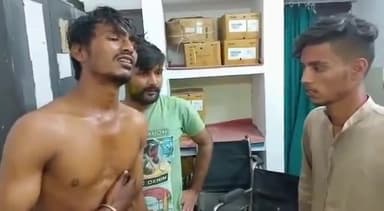 समस्तीपुर: नीरपुर में एक युवक के साथ दबंगों ने की मारपीट, अस्पताल में भर्ती