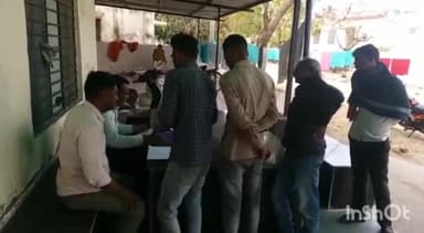 चित्तौड़गढ़: मंगलवाड़ चौराहे पर एक बाइक की टक्कर से एक सब्जी विक्रेता की हुई मौत, पुलिस ने पीएम करा शव परिजनों को सौंपा