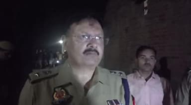 सवायजपुर: अनंगपुर में लापता होने के बाद घर के पास मिली लड़की को अस्पताल में डॉक्टर ने किया मृत घोषित, मौके पर पहुंचे SP