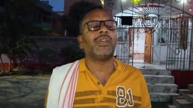 बिहार: रंग बरसे, बहार बरसे,
आपके जीवन में खुशियां के फूहार बरसे!
होली मुबारक!
अविनाश मुखिया जिला महामंत्री
नालंदा जिला