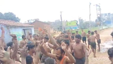 लखीसराय: लखीसराय जिले में धूमधाम से मनाई गई होली , डीजे की धुन पर थिरकते नजर आए युवा , प्रतिबंधित शराब की खूब हुई बिक्री