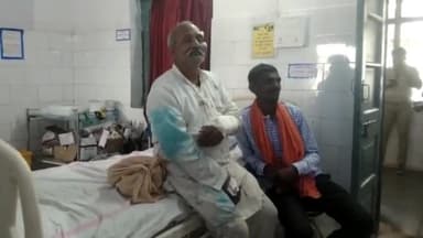 पन्ना: कारी का पुरवा में बाइक की टक्कर से साइकिल सवार किसान घायल, अस्पताल में कराया गया उपचार