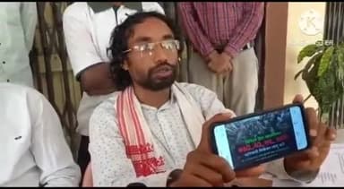 कांके: 60-40 वाले नियोजन नीति को लेकर अभ्यार्थियों का आंदोलन