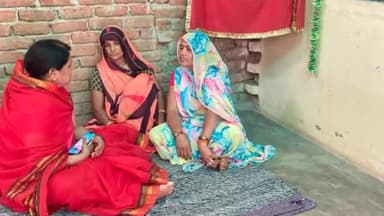 टोंक: भाजपा नेता लक्ष्मी देवी जैन ने शहर के हाउसिंग बोर्ड पहुंच मृतका के आश्रित परिजनों को दी सांत्वना