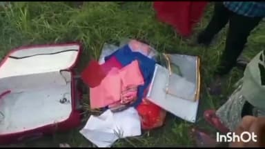 पारू: पारू मठ टोला में चोरों ने एक घर को बनाया निशाना की हजारों की संपत्ति चोर