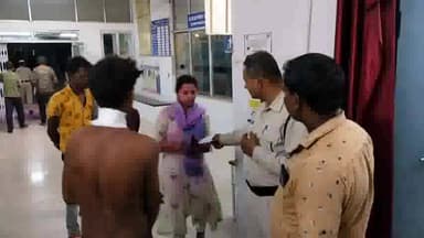 तेंदूखेड़ा: ग्राम घाना मैली में पुराने विवाद के चलते युवक पर कुल्हाड़ी से किया गया हमला, इलाज जारी