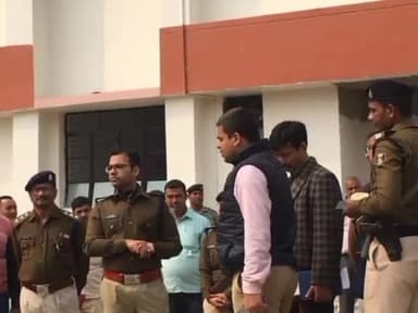 कटेया: रामपुर गांव में बकरी को बाइक से टक्कर लगने को लेकर हुए विवाद मे बिजयीपुर पुलिस ने 5 लोगों गिरफ्तार कर भेजा जेल